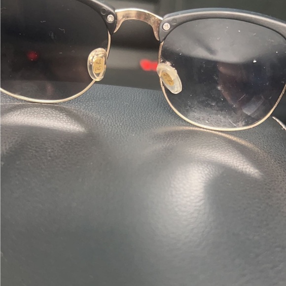NEW RAY BANS!!!! WORN ONCE - Picture 5 of 6